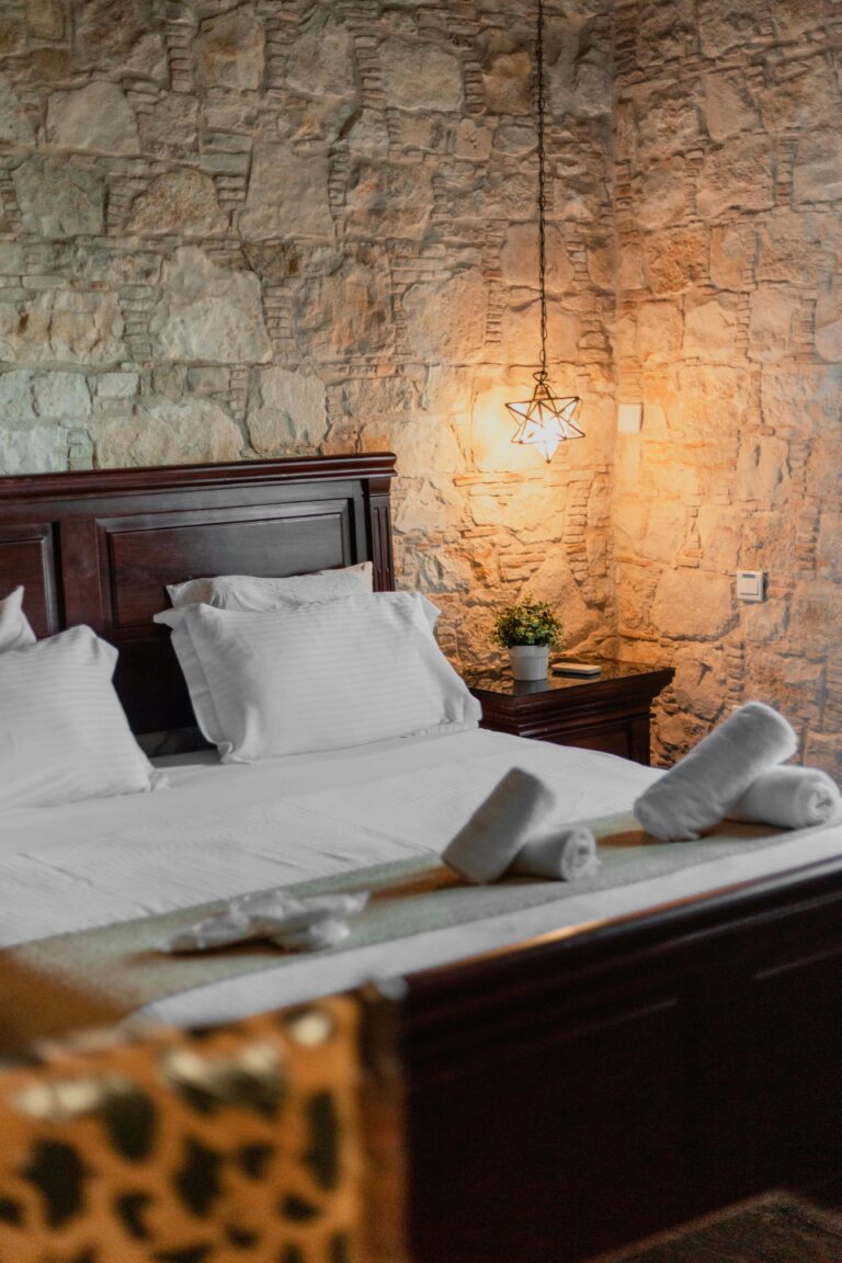 pexels-lazarus-ziridis-351891426-32640535